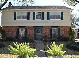 1854 Eagle Falls Dr, Houston, TX 77077