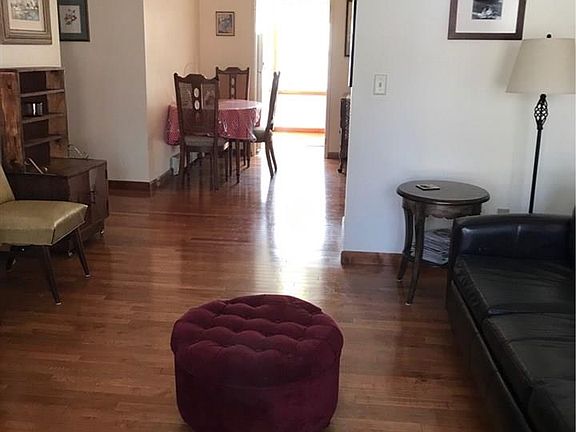 4th image of 15 Huguenot St APT 4