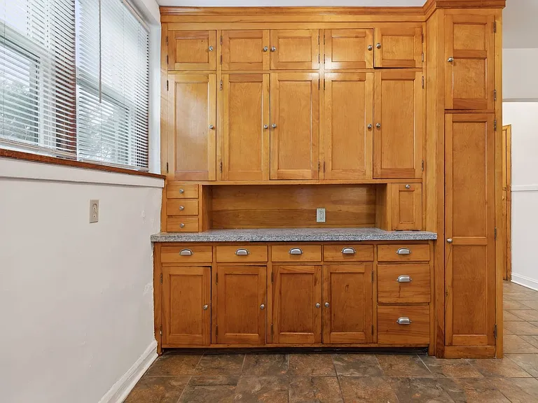 4652 Chicago Ave South — Photo 7