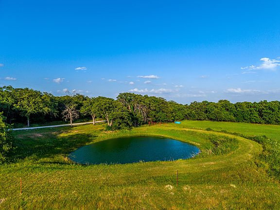3rd image of 141 County Road 4793