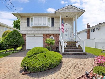 6 Cedar Street, Massapequa, NY, 11758