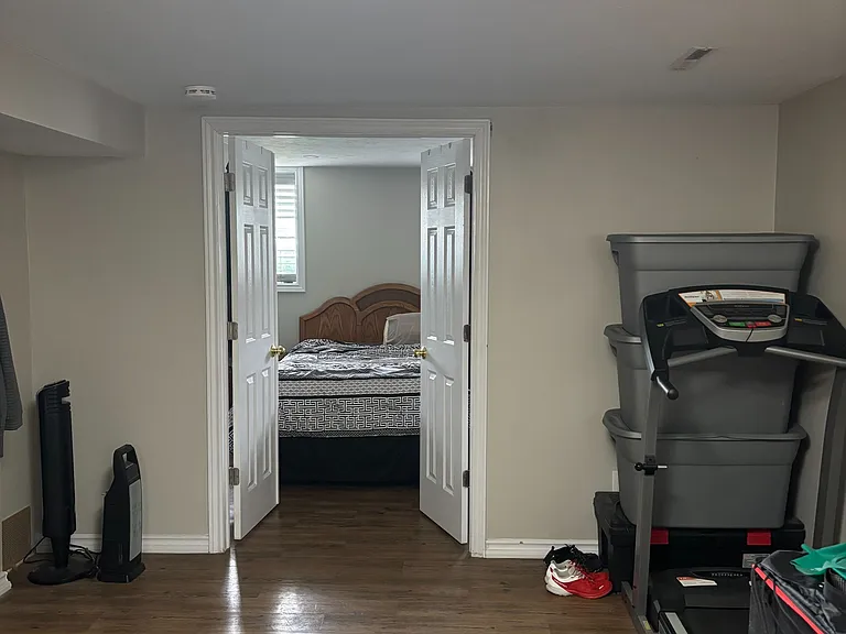 38 Manor Rd — Photo 2
