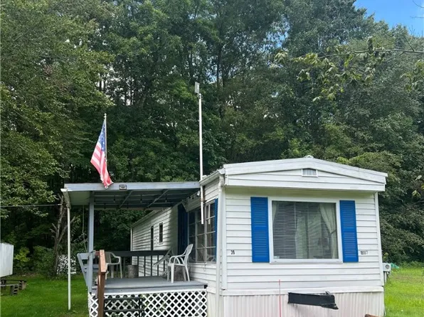 10021 E Penn Lake Rd #39, Conneaut Lake, PA 16316