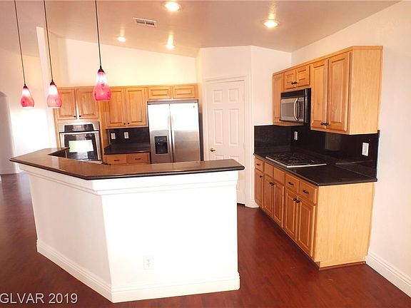 3rd image of 2617 Torch Ave