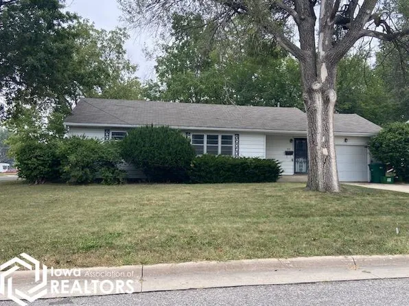 616 N Washington St, Bloomfield, IA 52537