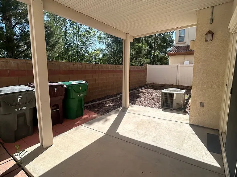 1341 Bittersweet Dr #F — Photo 14