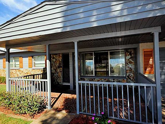 2nd image of 6201 Nandina Dr