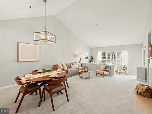 1100 Quaker Hill Dr APT 418, Alexandria, VA 22314