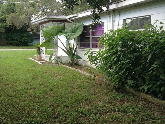 2nd image of 128 Ruby Cir