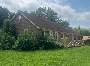 725 Dixon Ave, Elgin, IL 60120