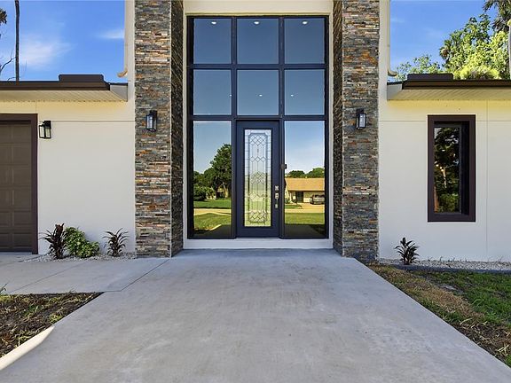 3rd image of 118 BLARE DRIVE