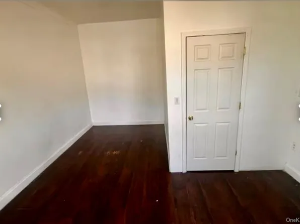 294 Autumn Avenue image 5 of 7