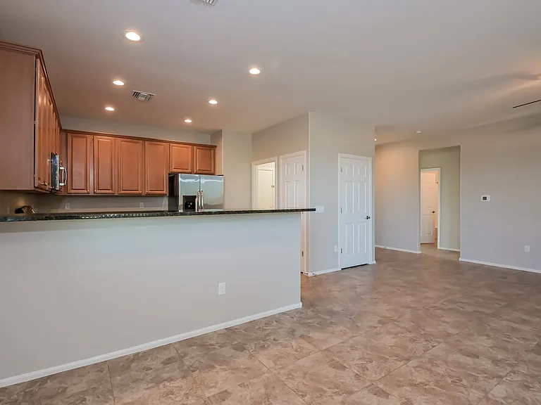 7422 S Salt Water Dr — Photo 5