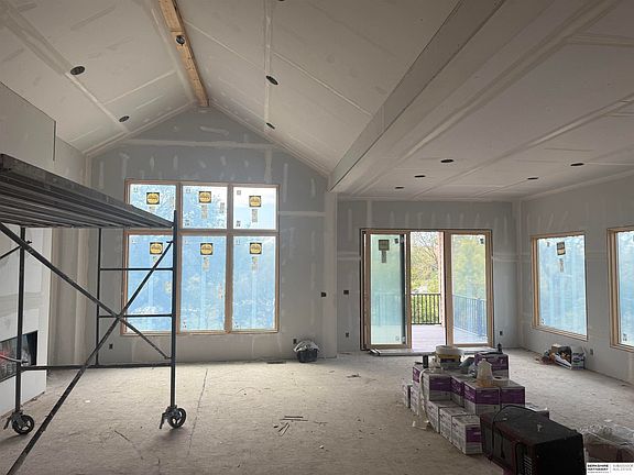 2nd image of 11723 Cove Hollow Dr