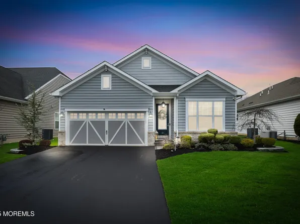 18 Banquet Court, Howell, NJ 07731