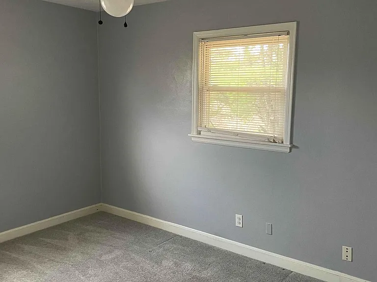 503 Vista Ave — Photo 5