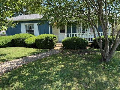 225 S Iowa Ave, Ladd, IL, 61329