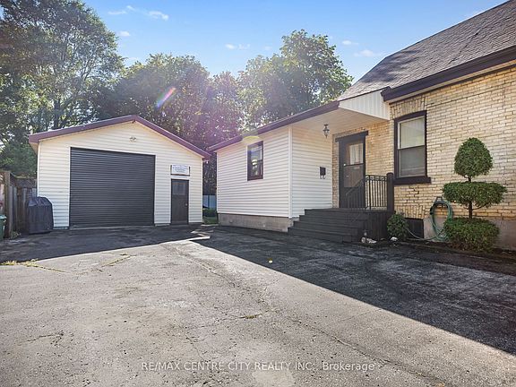 2nd image of 64 Linwood St