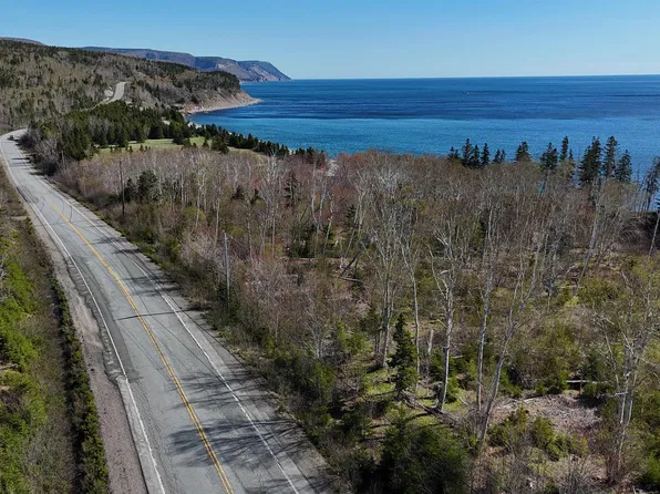 Cabot Trl, Inverness, NS B0C