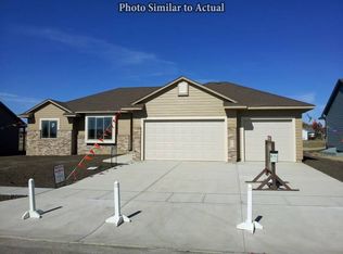 3908 E Shepherd St, Sioux Falls, SD 57103