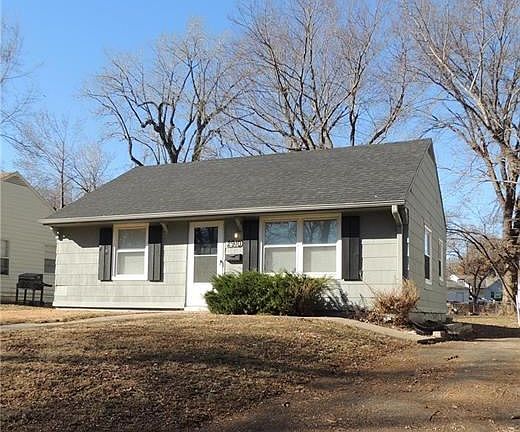 2nd image of 2910 S 52nd St