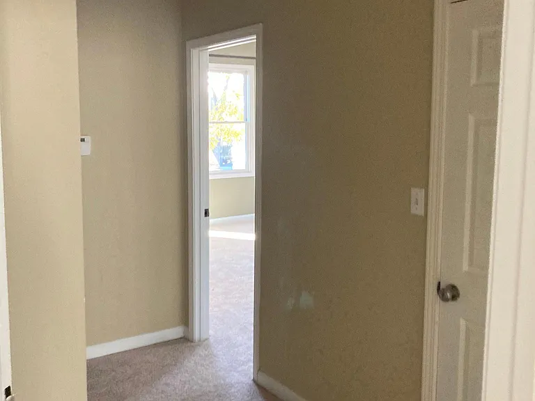 78 Lucy St SE — Photo 20