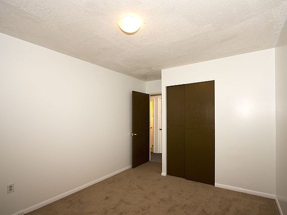 3rd image of 7278 Swirlwood Ln