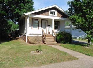 365 10th St, Wood River, IL