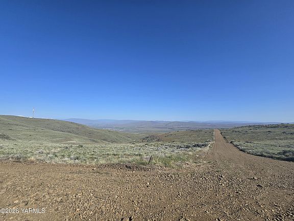 5th image of Nka Roza Hill Dr