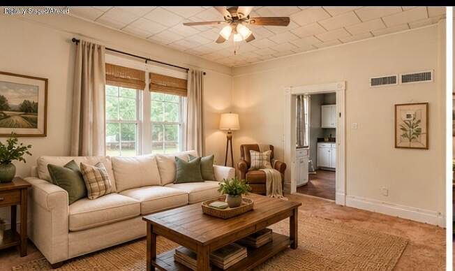 1st image of 908 S Hickory Street