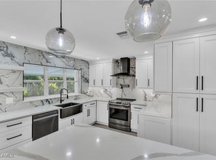 8126 Valencia Rd, Fort Myers, FL 33967