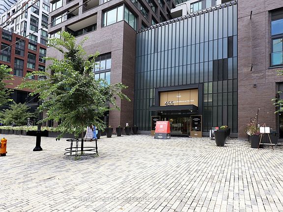 2nd image of 455 Wellington St W #704