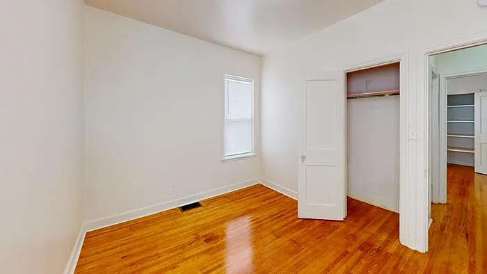 514 E E Ave — Photo 5