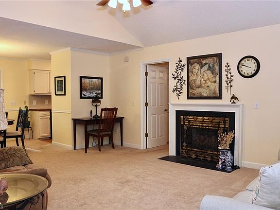 5th image of 1249 Skyview Dr