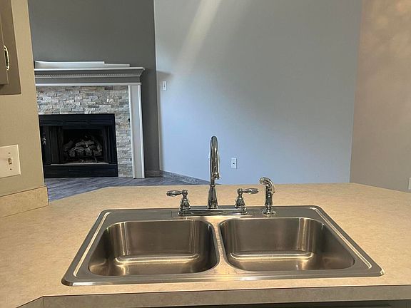 5th image of 2975 Blue Pine Ln