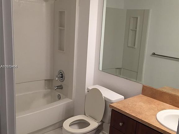 5th image of 3214 Coral Lake Ln