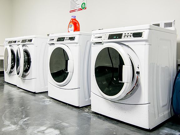 3rd image of 167 Graham Ave Unit 2Z