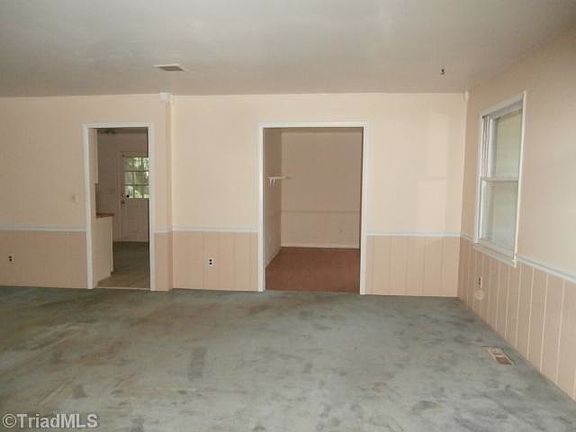 3rd image of 1200 Century Park Ave