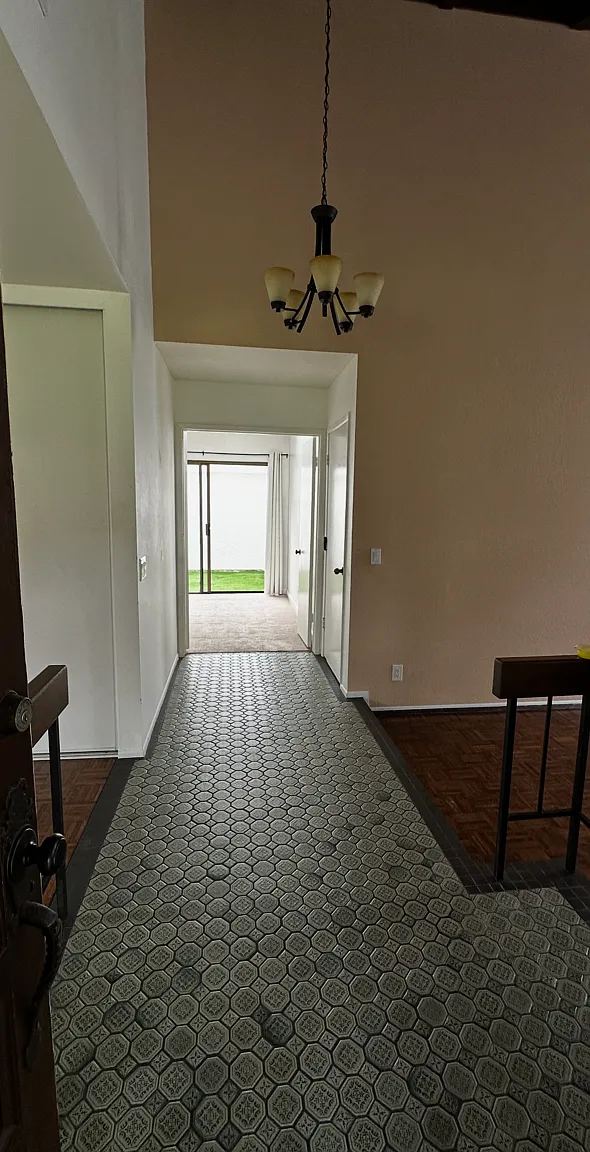3 bed, 1864 sqft, $5,900 — Photo 2