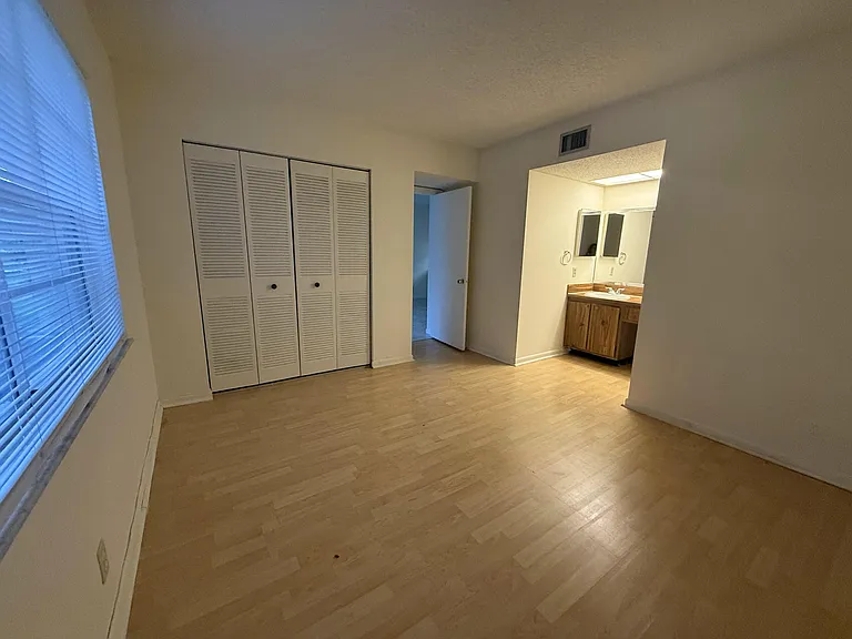 3213 NW 103rd Ter #107-C — Photo 21