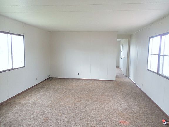 2nd image of 4944 Danford Dr Stop 2