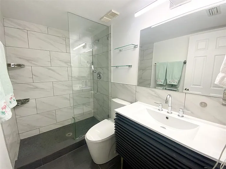 3134 Lake Pine Way #C2 — Photo 17