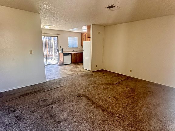 4th image of 1420 Callen St #A