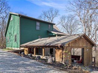 727 E J W Cummins Rd, Oak Grove, MO 64075