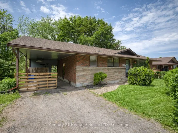 101 Bunting Rd, Saint Catharines, ON L2P 3G8