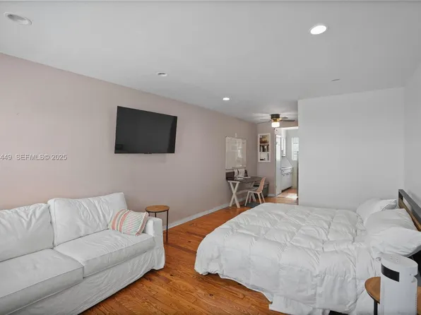 200 76th St APT 56, Miami Beach, FL 33141