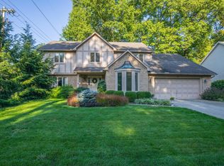 157 N Hempstead Rd, Westerville, OH 43081