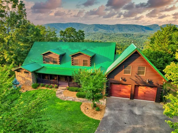 347 Angel Dr, Ellijay, GA 30536