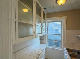 328-336 5th St, 328 1