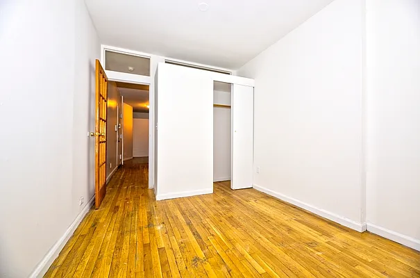 Rented by Bond New York | media 21